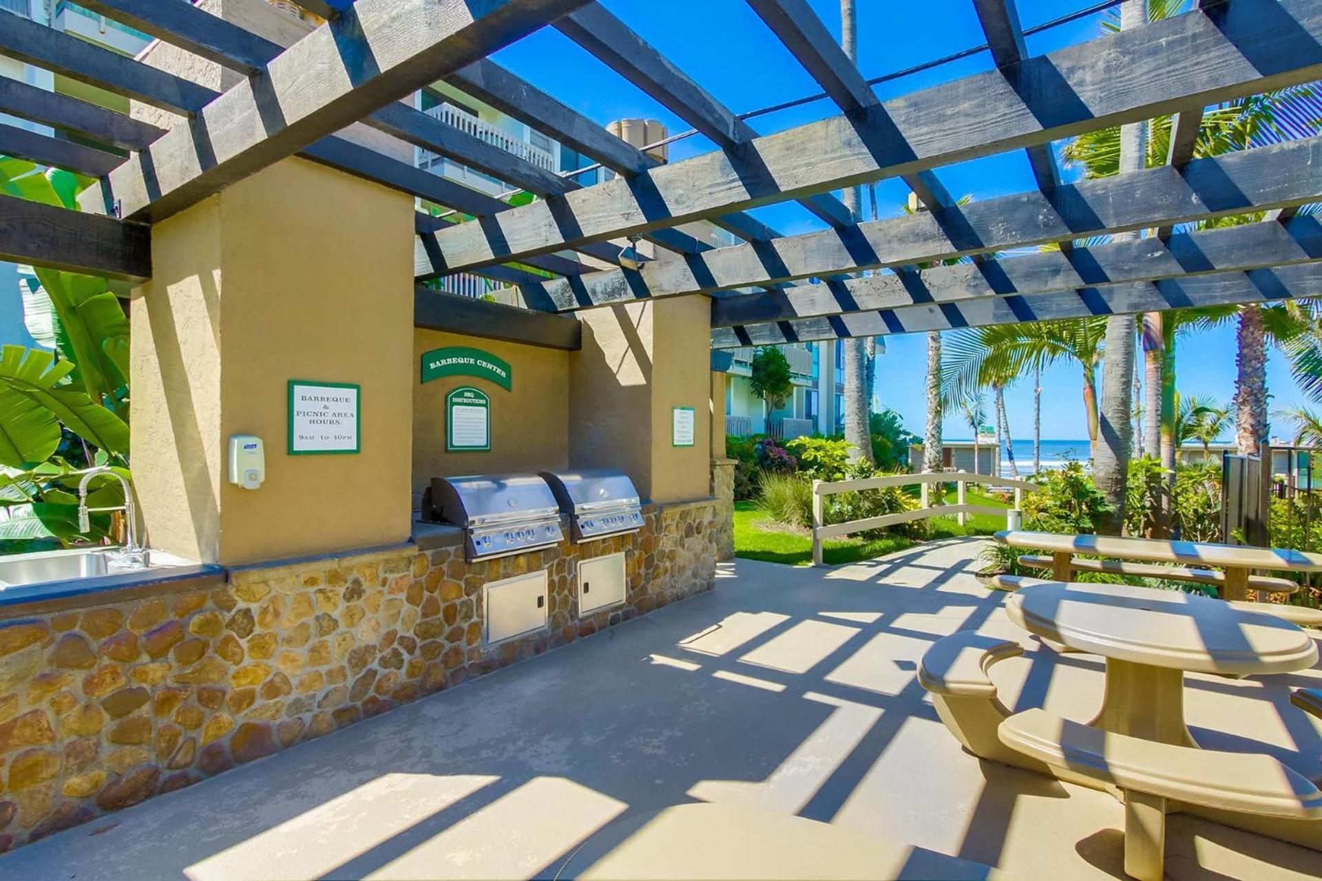 Brooks Beach Vacations House B222 Оушенсайд Экстерьер фото